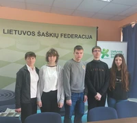 Žemaičių Naumiesčio jaunieji šaškininkai pasiekė puikių rezultatų