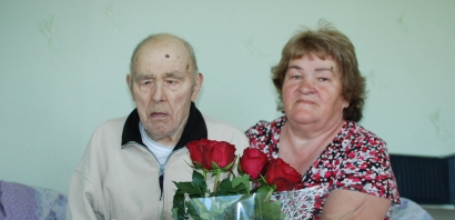 Šimtametis Jonas Leonavičius ir jo dukra Leontina Konstancija Ramanauskienė