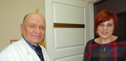 Bendrosios praktikos gydytoją S. Strodomskį dažnai aplanko Natkiškių seniūnė V. Sirtautienė, besidominti, kokios pagalbos reikėtų šiame medicinos punkte dirbantiems medikams.