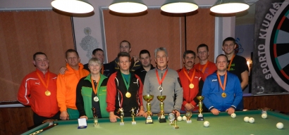  Pagėgių savivaldybės trikovės (stalo teniso, smiginio, rusiško biliardo) individualių varžybų dalyviai.