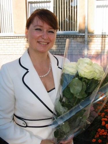 Naujoji Kintų pagrindinės mokyklos direktorė A. Gužauskienė.