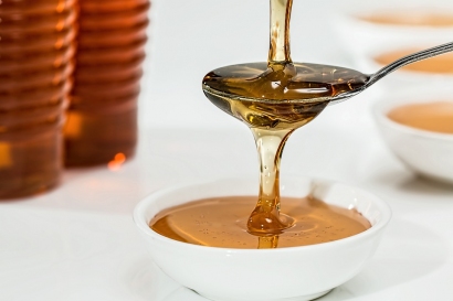 Medus savo sudėtyje turi antioksidantų, kurie apsaugo organizmą nuo uždegiminių reakcijų.