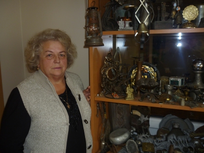 Bendrovėje „Tranmeta“ direktore dirbanti I. Gusakova vėl kuria senienų muziejų.