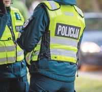 Girtų vairuotojų nestabdo tūkstantinės baudos