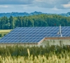 Saulės elektrinių Lietuvoje sparčiai daugėja – gyventojai toliau kviečiami teikti paraiškas gauti kompensacijas