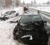 Šilutės r. sužeisti 2 žmonės: patyręs VW vairuotojas išslydo į limuzino klasės BMW