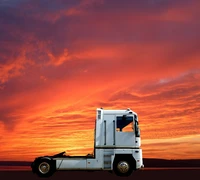 Darbo jėgos krizė logistikos sektoriuje: kaip Lietuva gali spręsti vairuotojų ir specialistų trūkumą?