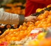 Lietuvių pirkiniai per šventes: ingredientai baltai mišrainei ir 1000 tonų mandarinų