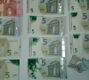 Atsargiai! Lietuvoje gali pasirodyti dažais suteptų eurų