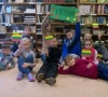 Grabupių bibliotekoje vaikai rodė spektaklį, skirtą Lietuvos nepriklausomybės atkūrimo dienai 