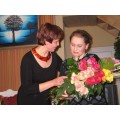 „Metų švekšniškė“ Dalia Dirgelienė sveikino kitą „Metų švėkšniškę“ Ingritą Riterienę.